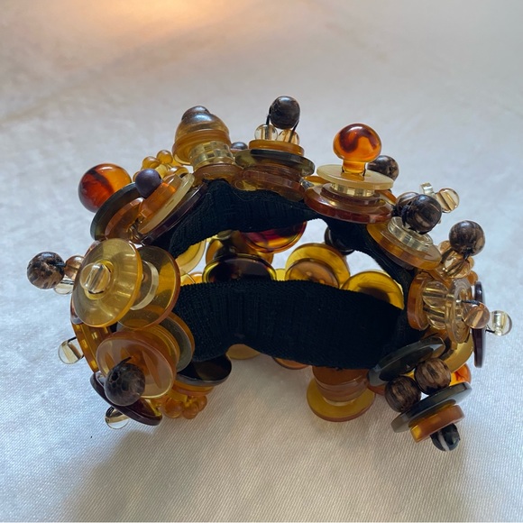 7 1/4" Button Bracelet - Picture 12 of 12